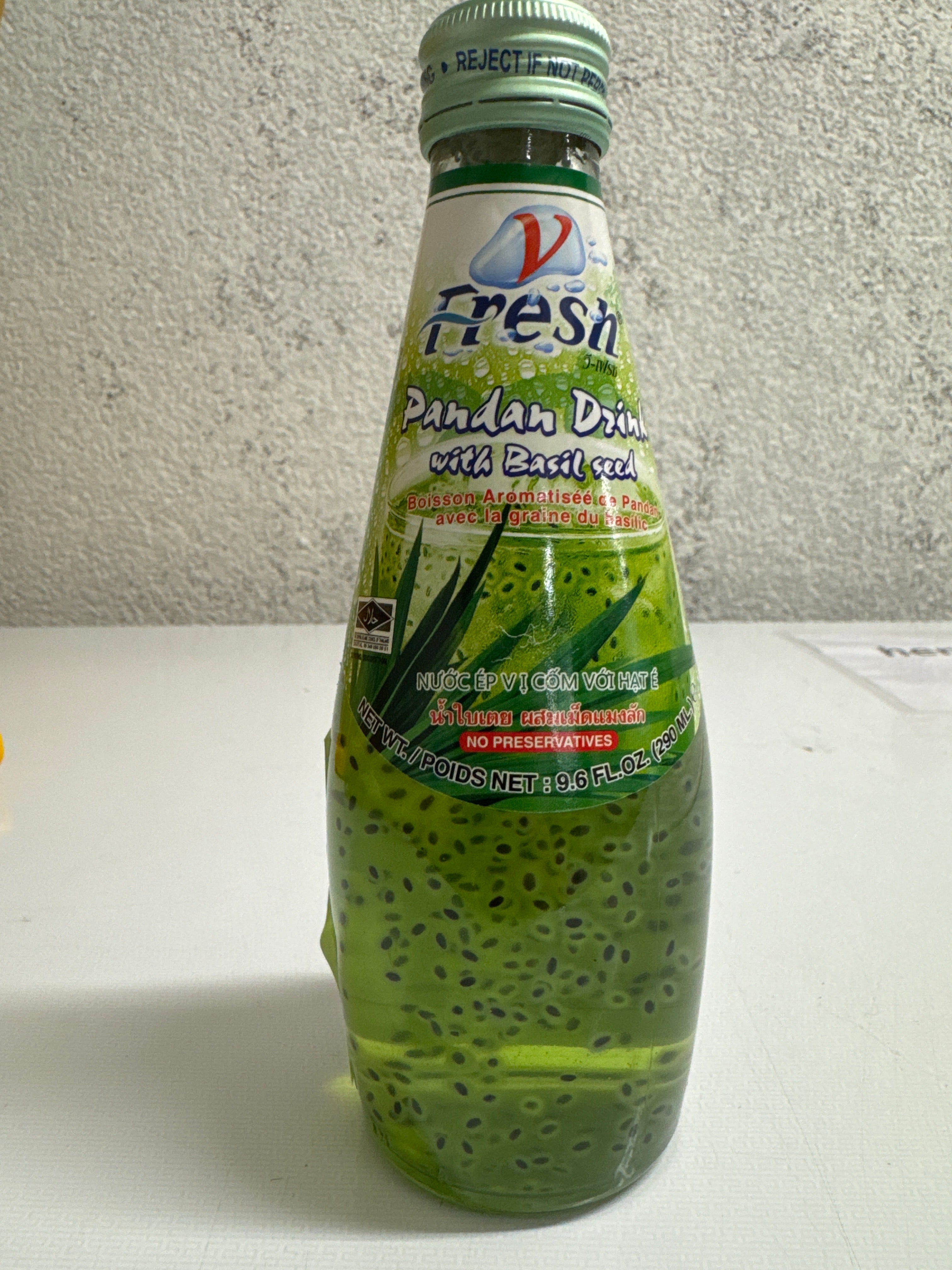 ANAM | V Fresh Pandan Drink with Basil Seeds 290ml | V Fresh 斑斓罗勒籽饮料 290毫升 | Pandan juoma basilikan siemenillä 290ml | Nuoc la dua hat e V Fresh 290ml